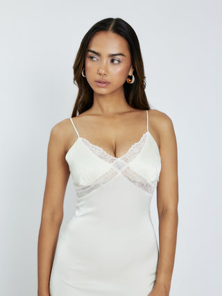 Cherie Daphne Midi Dress - Ivory
