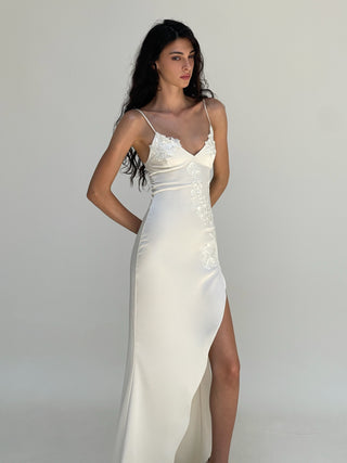 Cherie Saphira Maxi Dress - Ivory